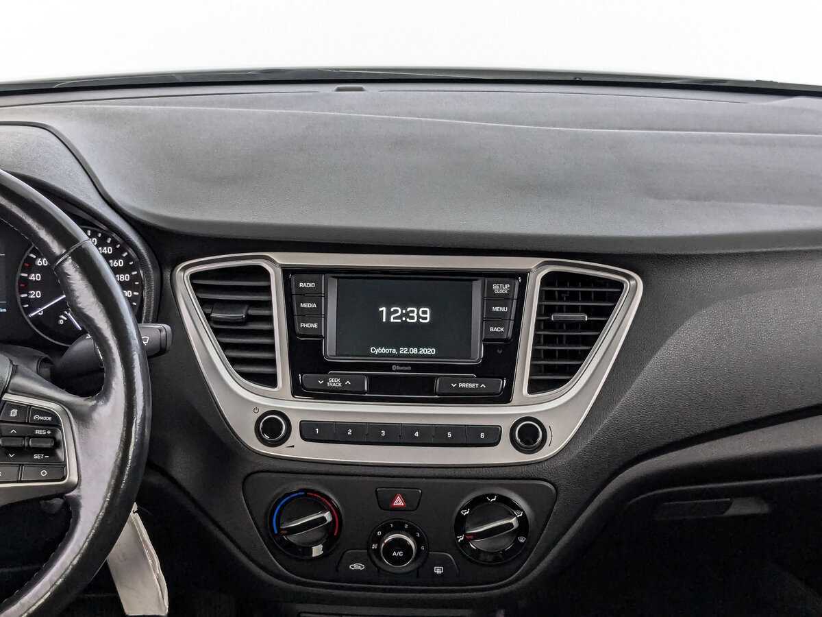 Hyundai Solaris с пробегом — 2019 год. Фото: #12