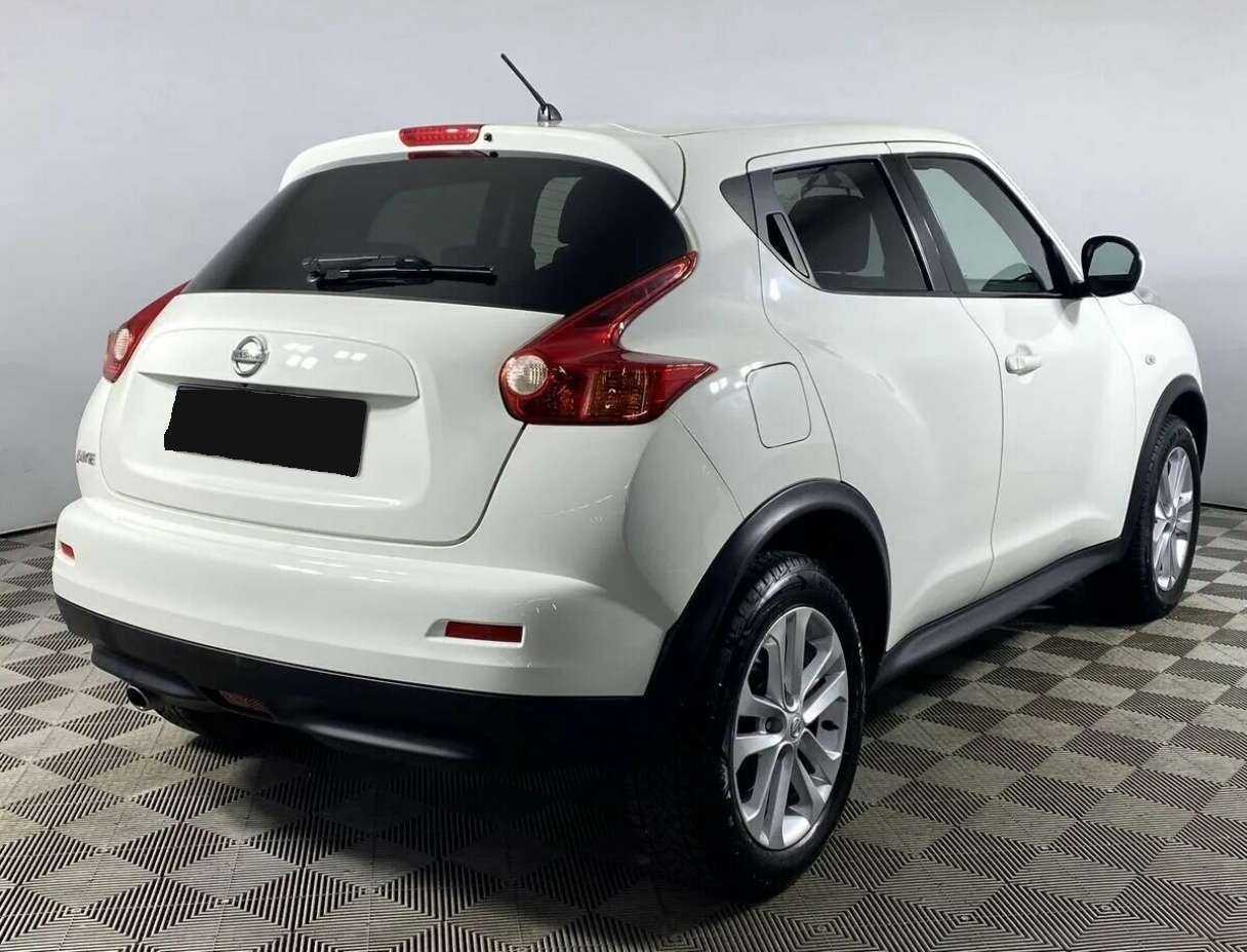 Nissan Juke с пробегом — 2012 год. Фото: #3