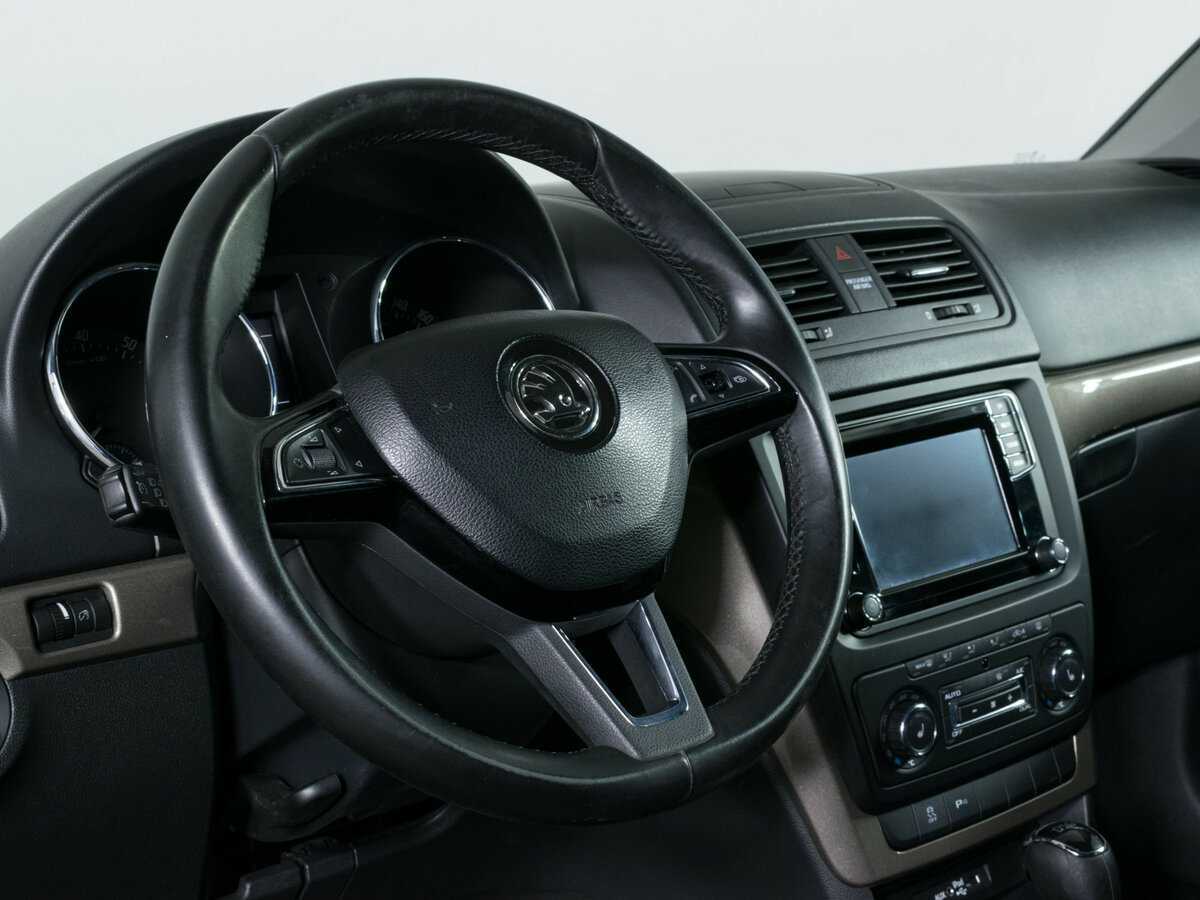 Skoda Yeti с пробегом — 2015 год. Фото: #13