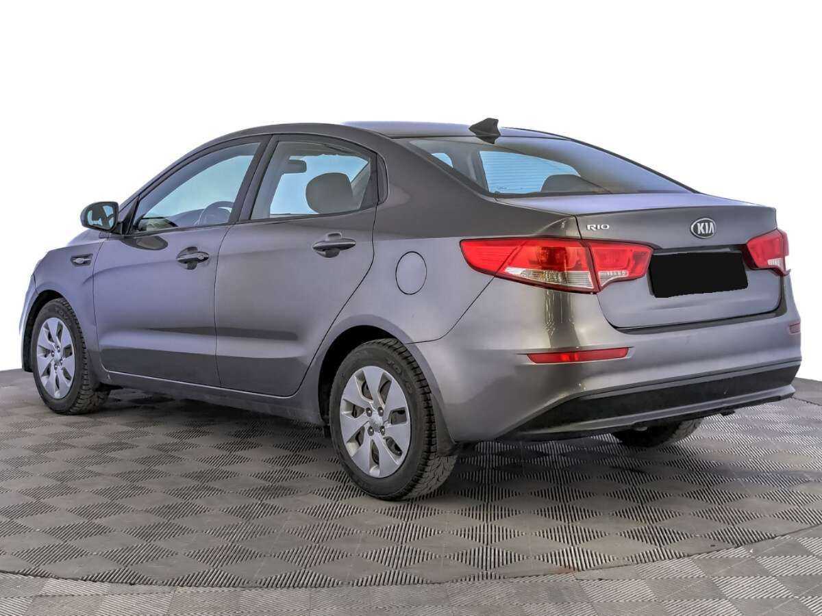 Kia Rio с пробегом — 2017 год. Фото: #6