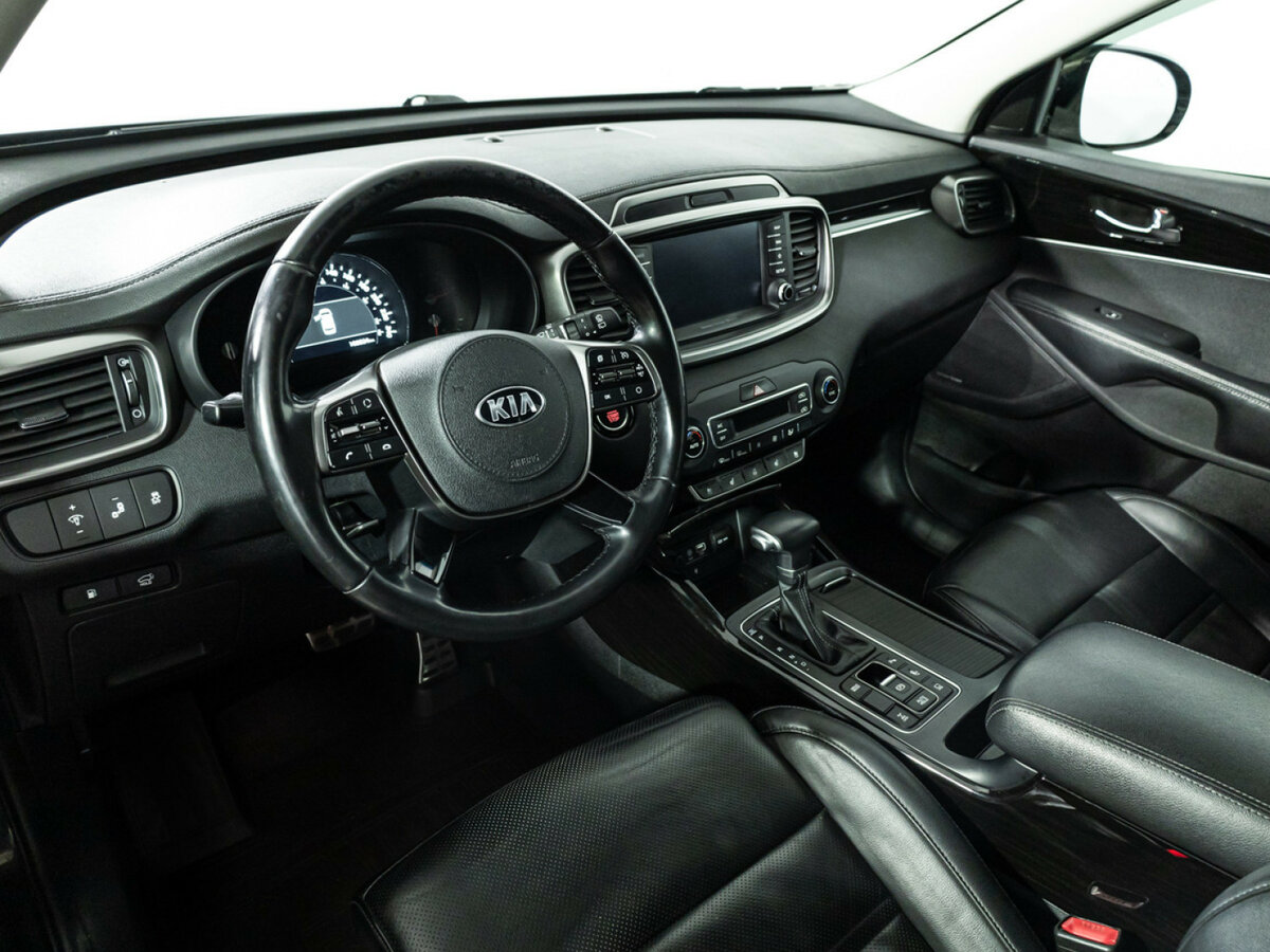 Kia Sorento с пробегом — 2020 год. Фото: #8
