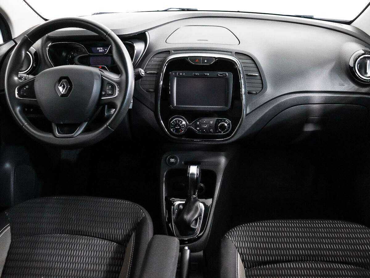 Renault Kaptur с пробегом — 2016 год. Фото: #12