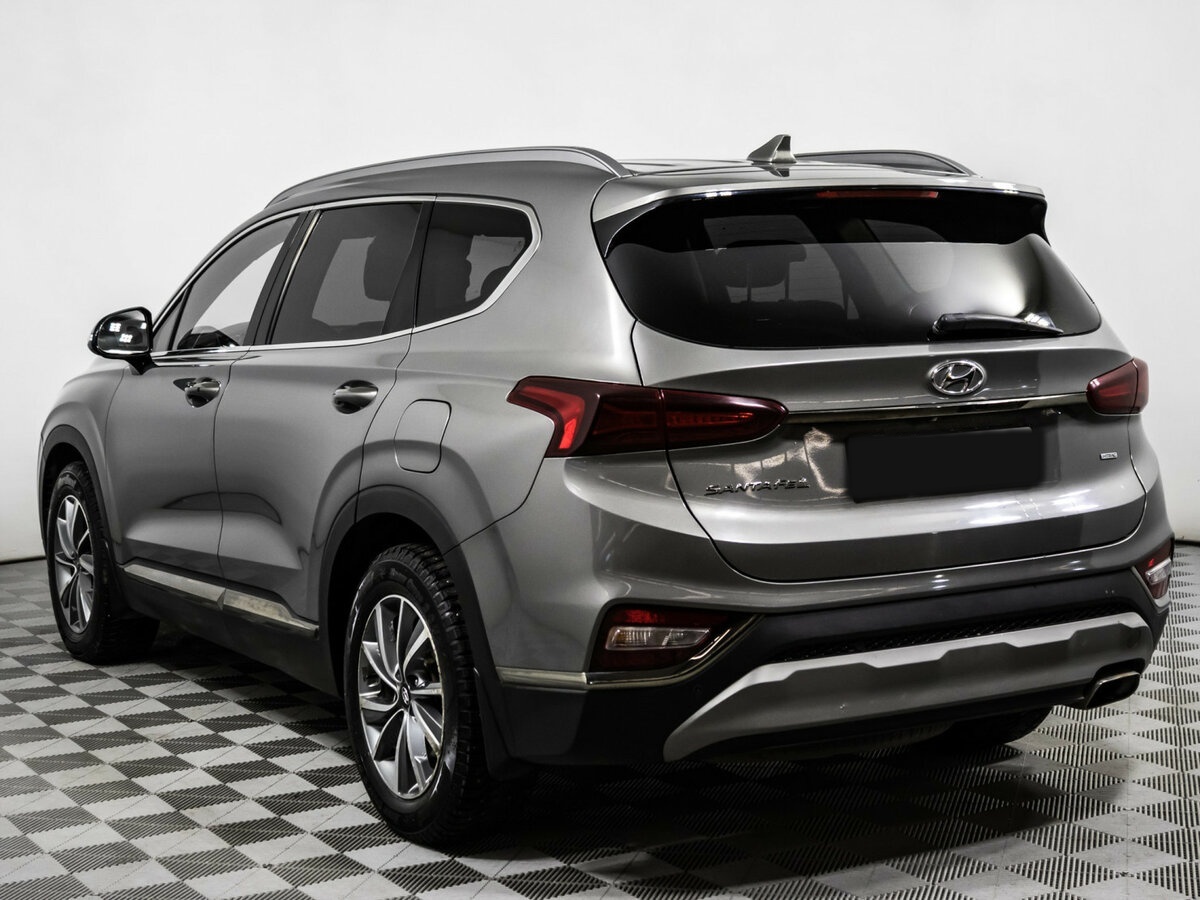 Hyundai Santa Fe с пробегом — 2019 год. Фото: #5