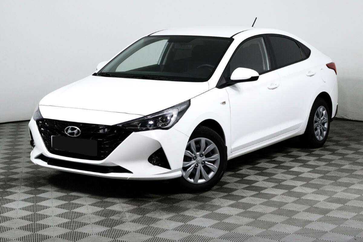 Hyundai Solaris с пробегом — 2022 год. Посмотреть фото