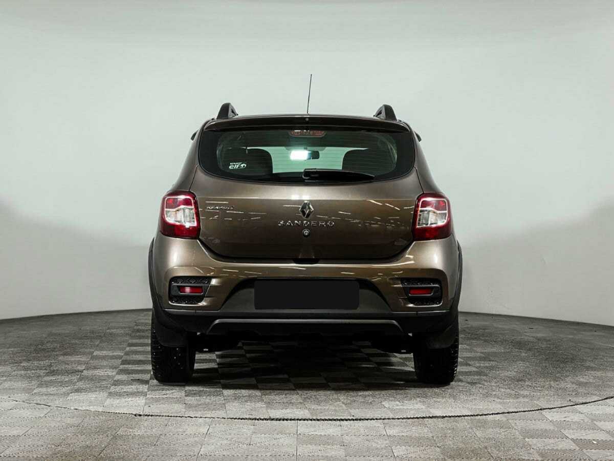 Renault Sandero с пробегом — 2019 год. Фото: #6