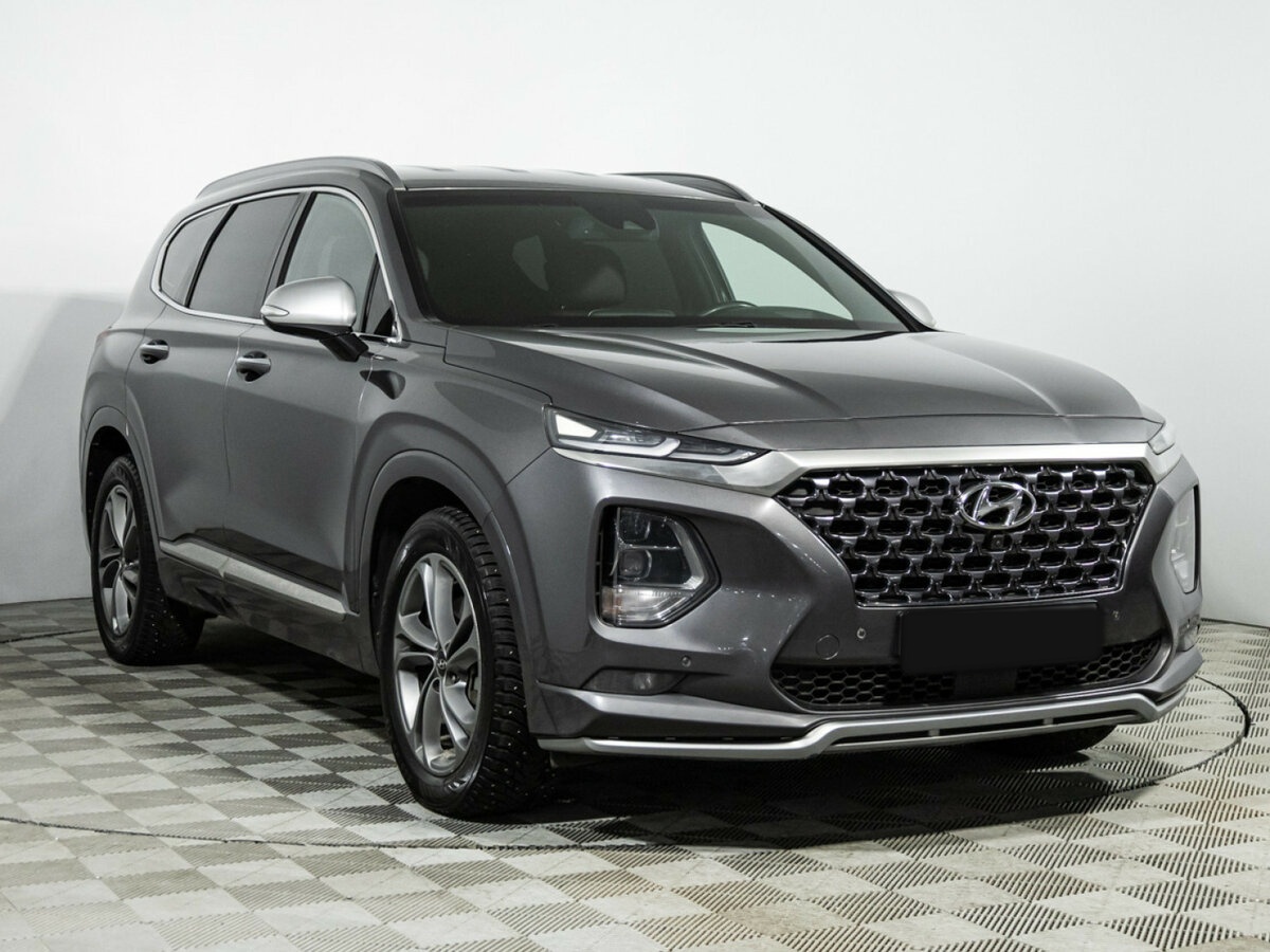 Hyundai Santa Fe с пробегом — 2019 год. Фото: #2