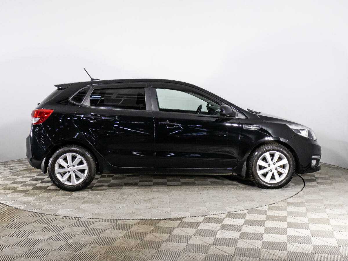 Kia Rio с пробегом — 2017 год. Фото: #3