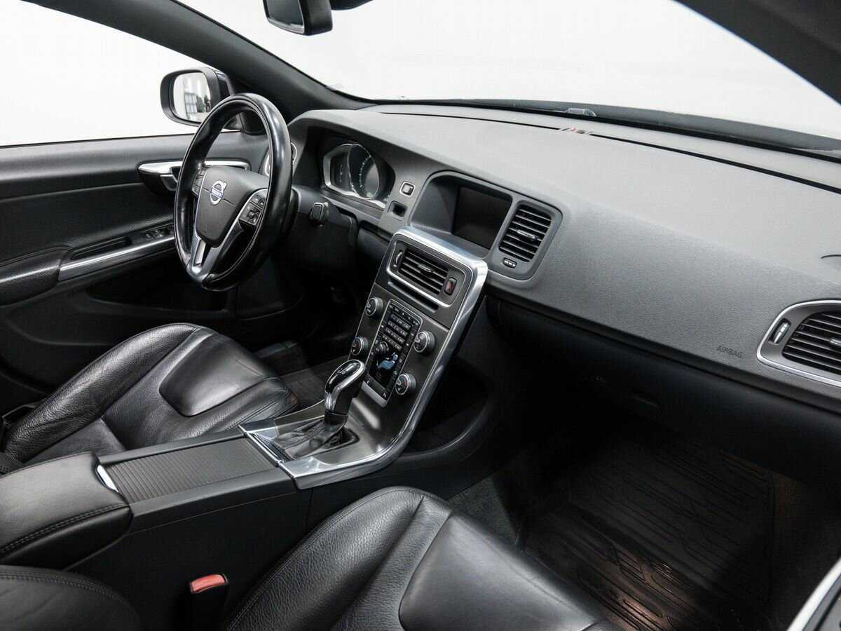 Volvo S60 с пробегом — 2013 год. Фото: #7