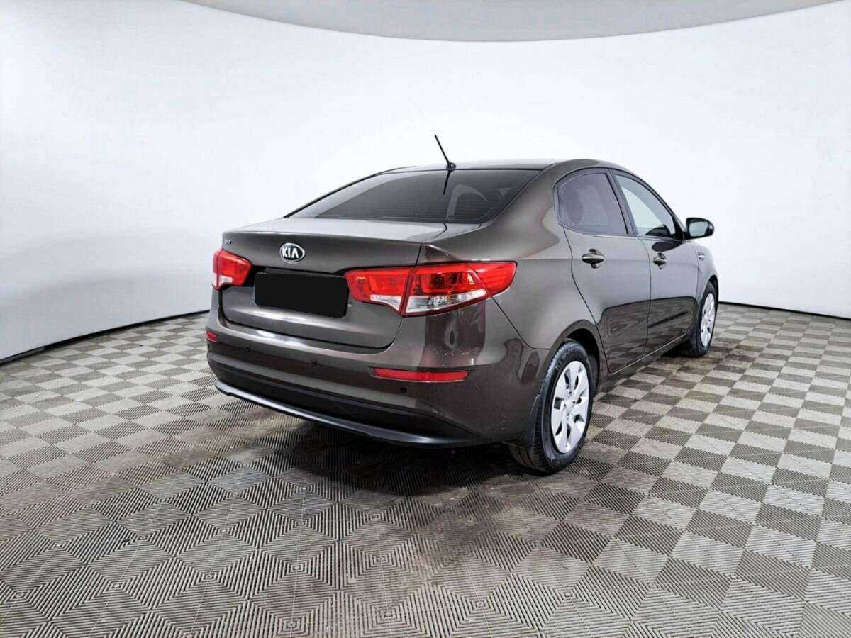 Kia Rio с пробегом — 2016 год. Фото: #4