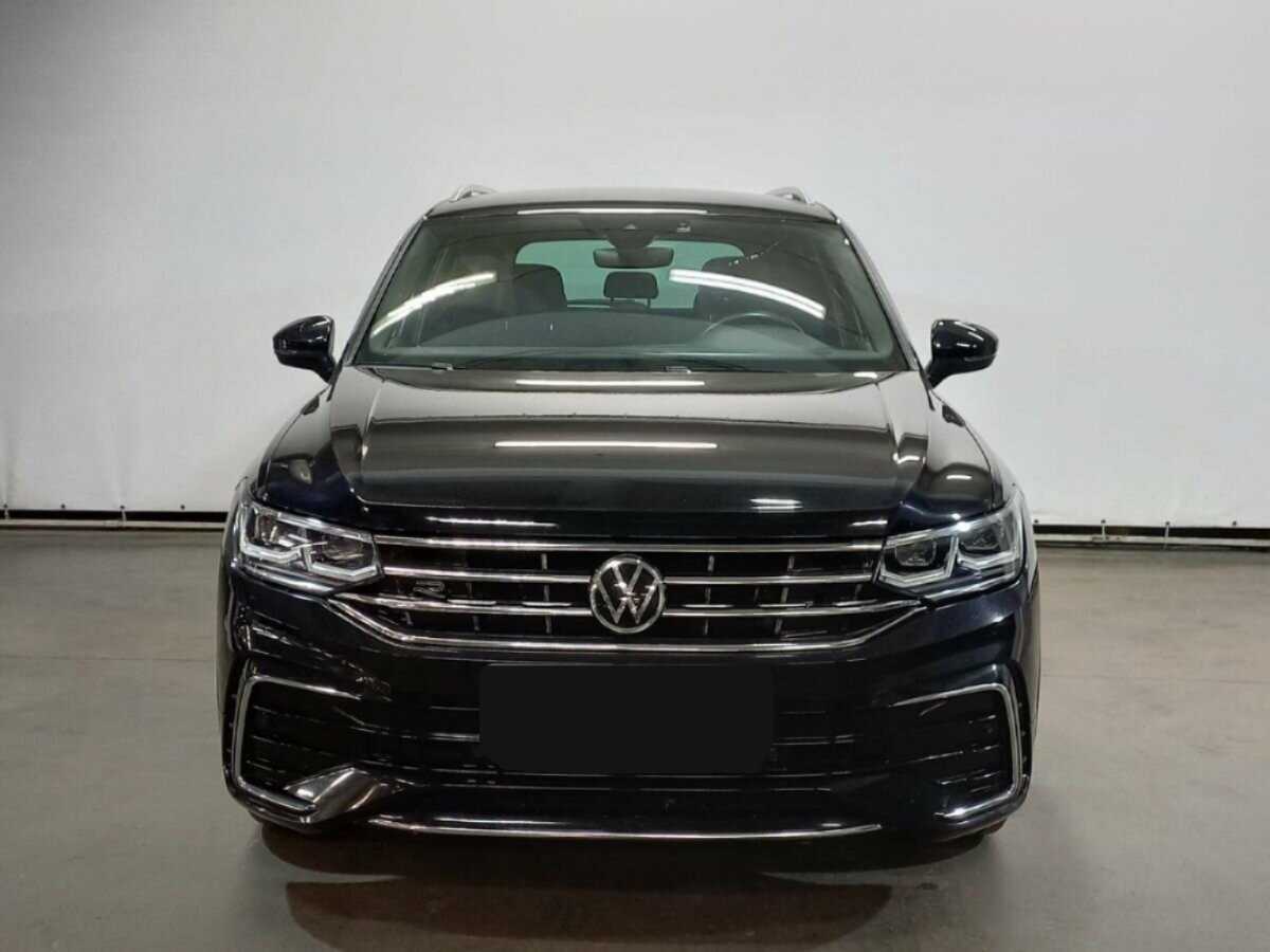 Volkswagen Tiguan с пробегом — 2021 год. Фото: #1