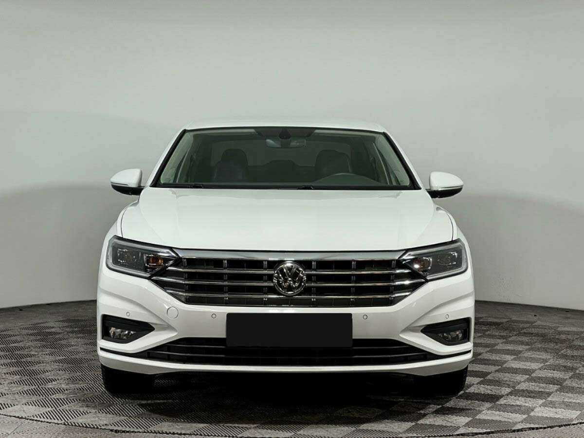 Volkswagen Jetta с пробегом — 2020 год. Фото: #1