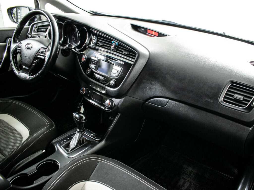 Kia Ceed с пробегом — 2016 год. Фото: #3
