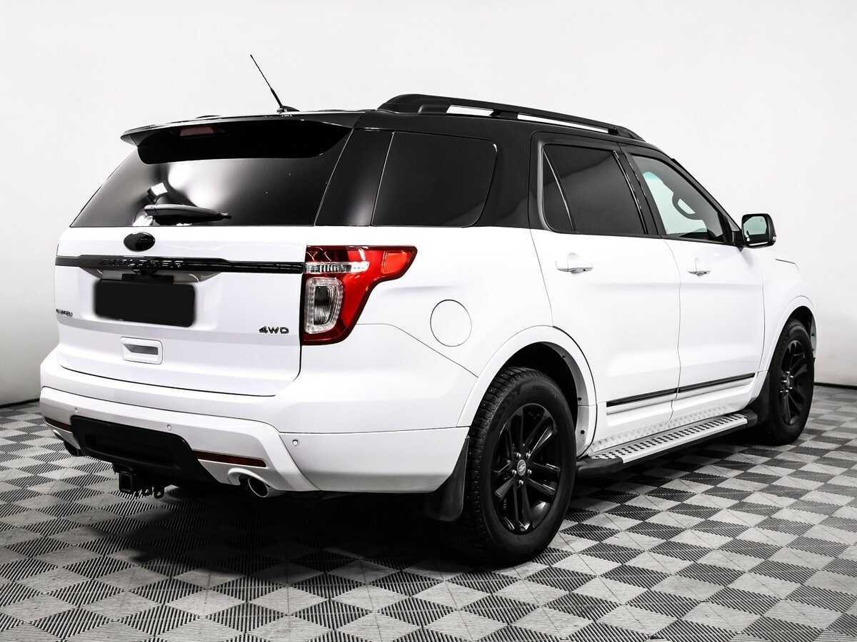 Ford Explorer с пробегом — 2013 год. Фото: #4