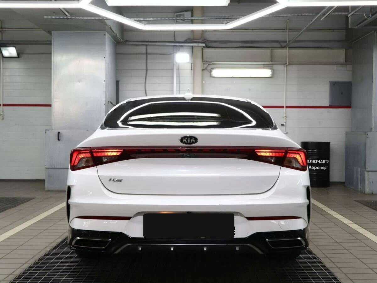 Kia K5 с пробегом — 2020 год. Фото: #3