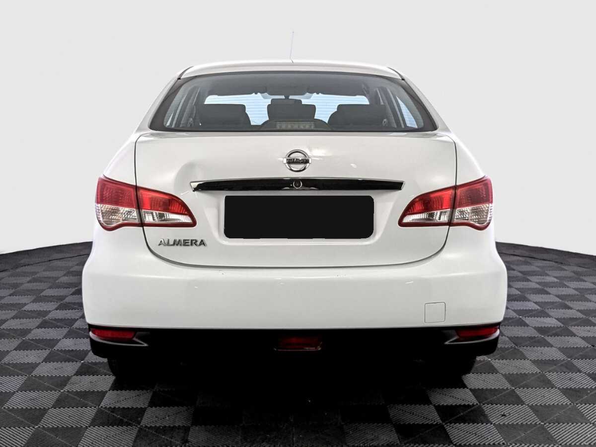 Nissan Almera с пробегом — 2015 год. Фото: #5