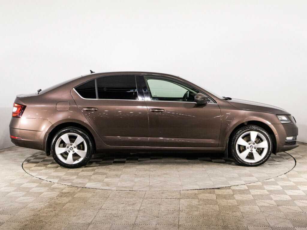 Skoda Octavia с пробегом — 2019 год. Фото: #3