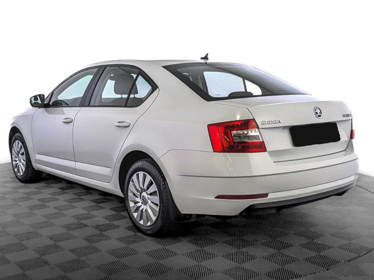 Skoda Octavia с пробегом — 2017 год. Фото: #6