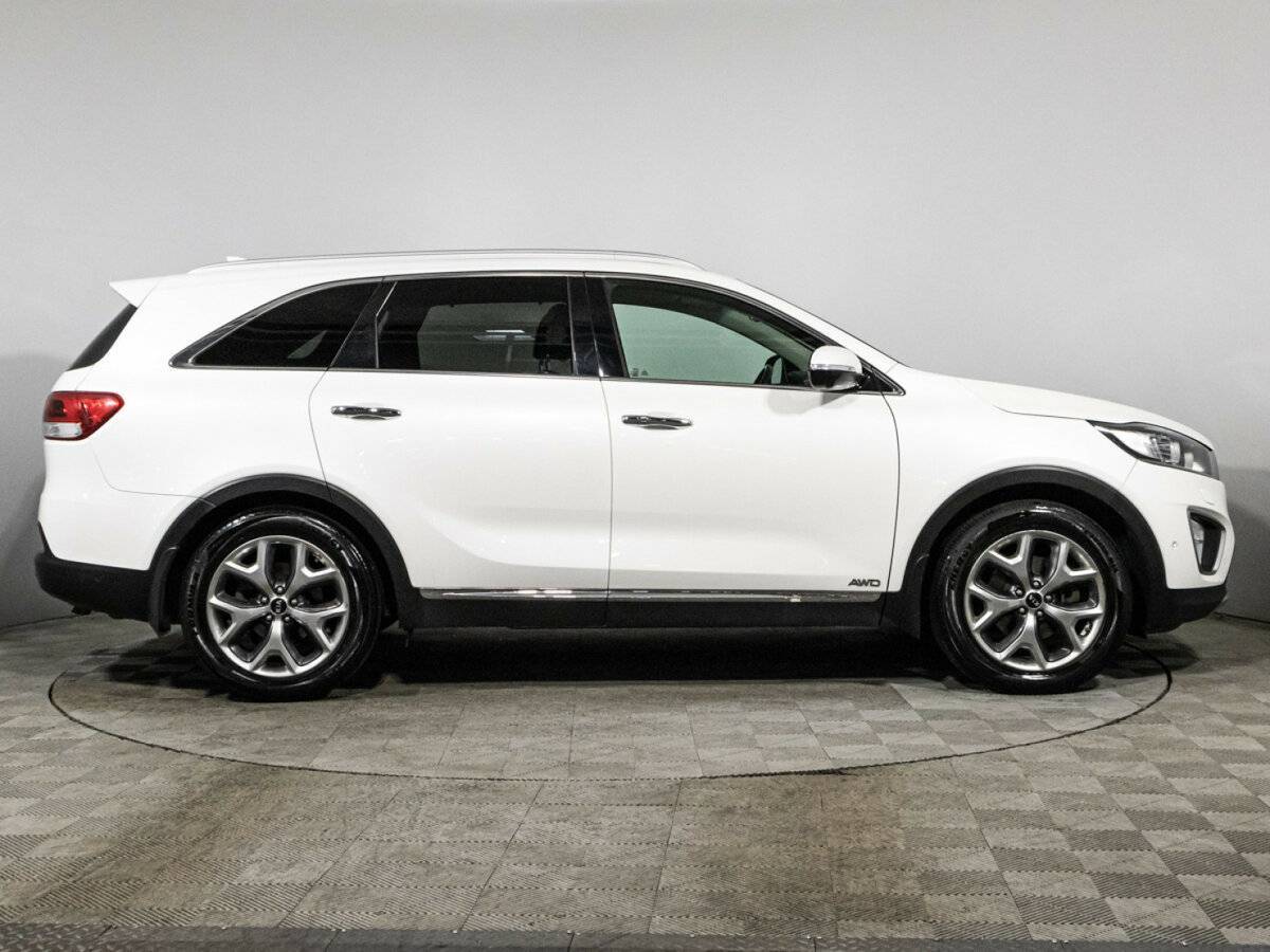 Kia Sorento с пробегом — 2017 год. Фото: #3