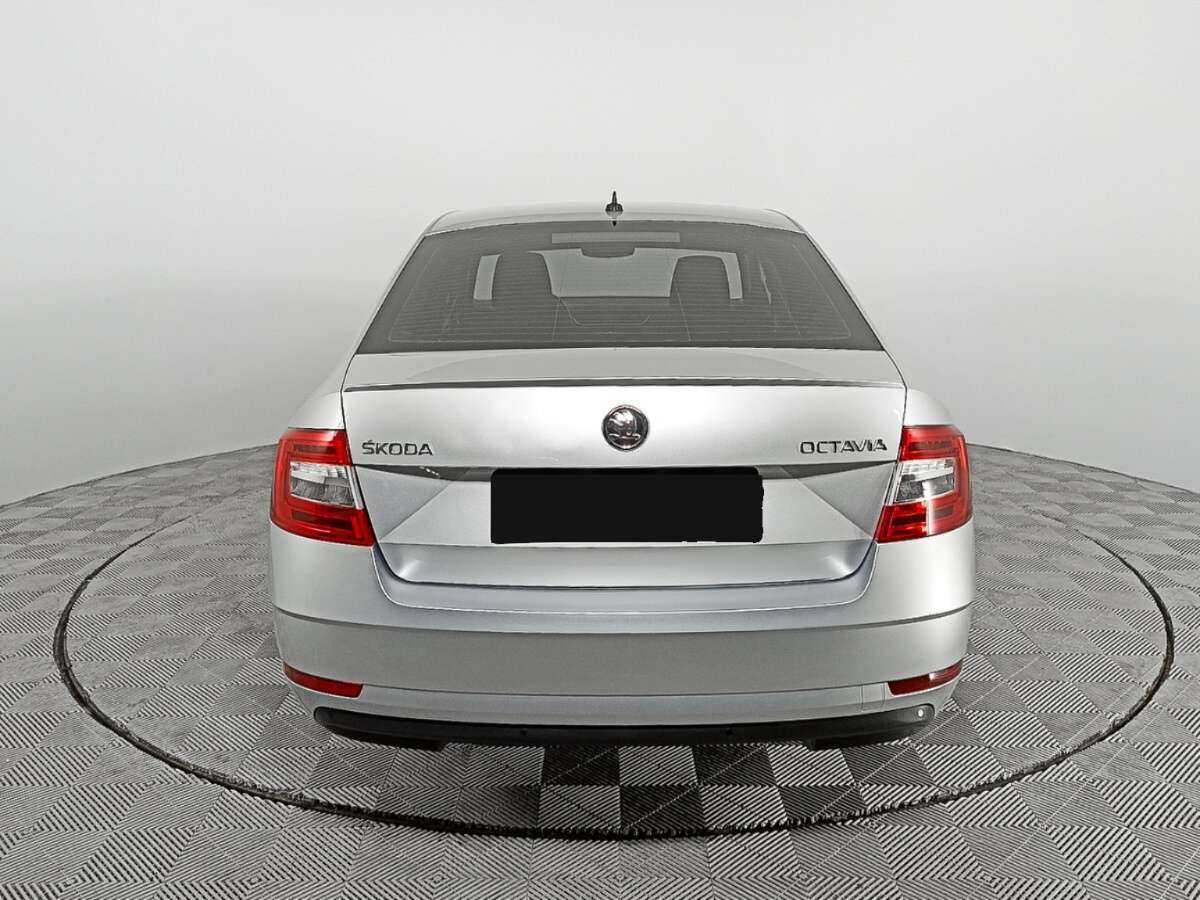 Skoda Octavia с пробегом — 2018 год. Фото: #5