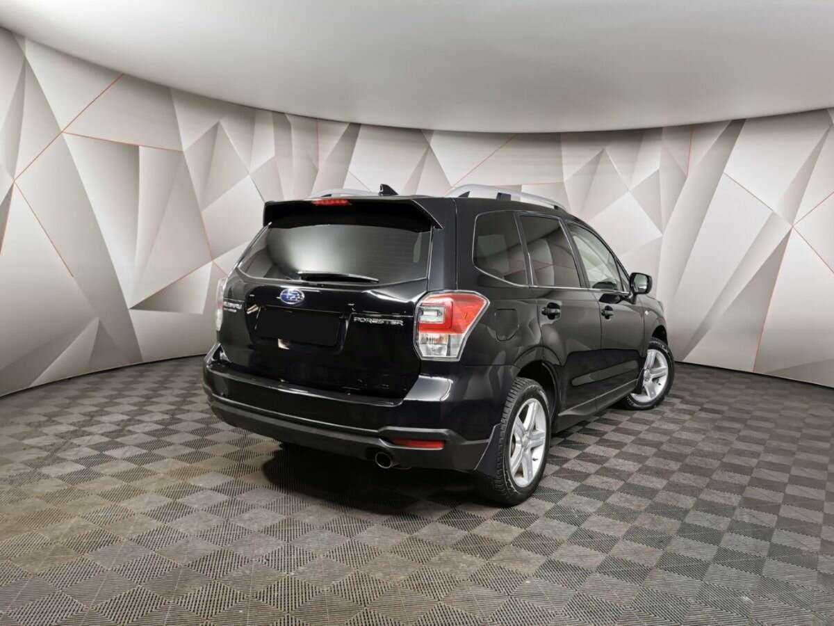 Subaru Forester с пробегом — 2016 год. Фото: #1