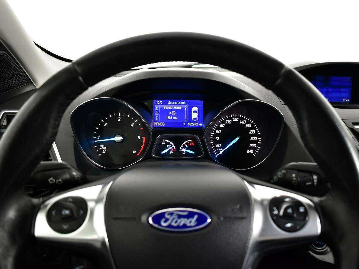 Ford Kuga с пробегом — 2013 год. Фото: #10