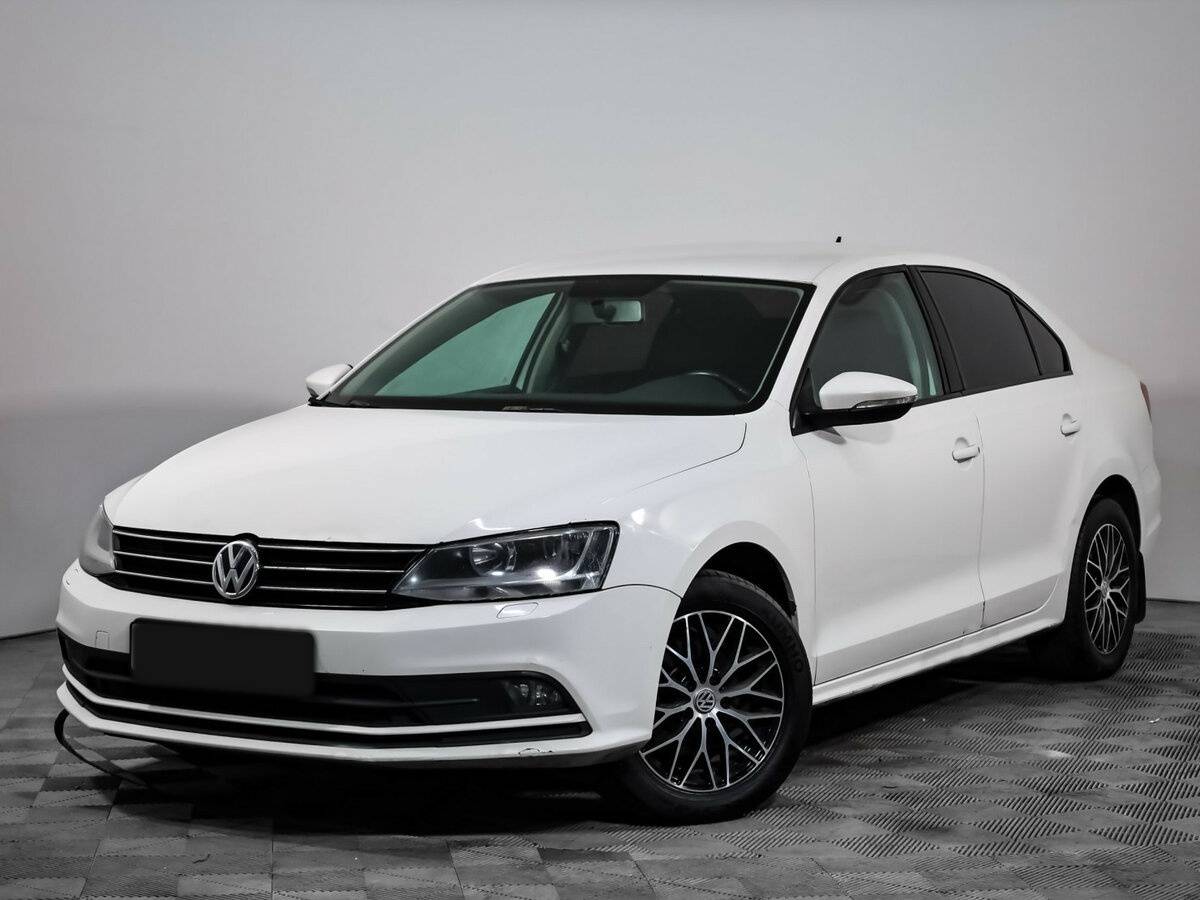 Volkswagen Jetta с пробегом — 2015 год. Фото: #0