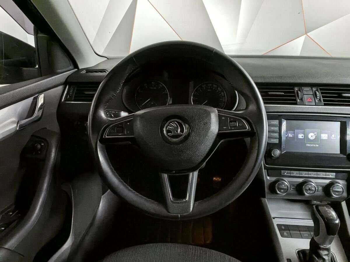 Skoda Octavia с пробегом — 2014 год. Фото: #14