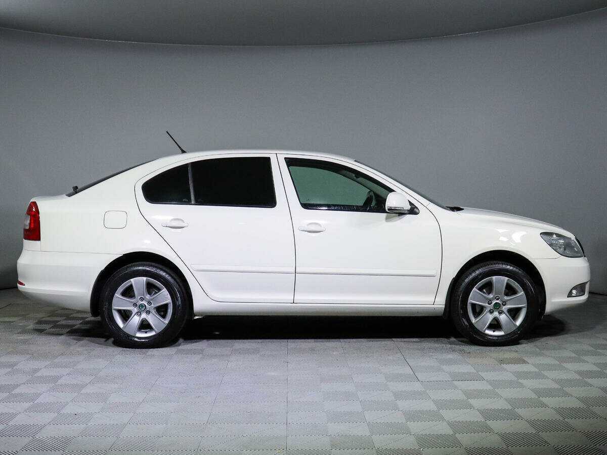 Skoda Octavia с пробегом — 2012 год. Фото: #3