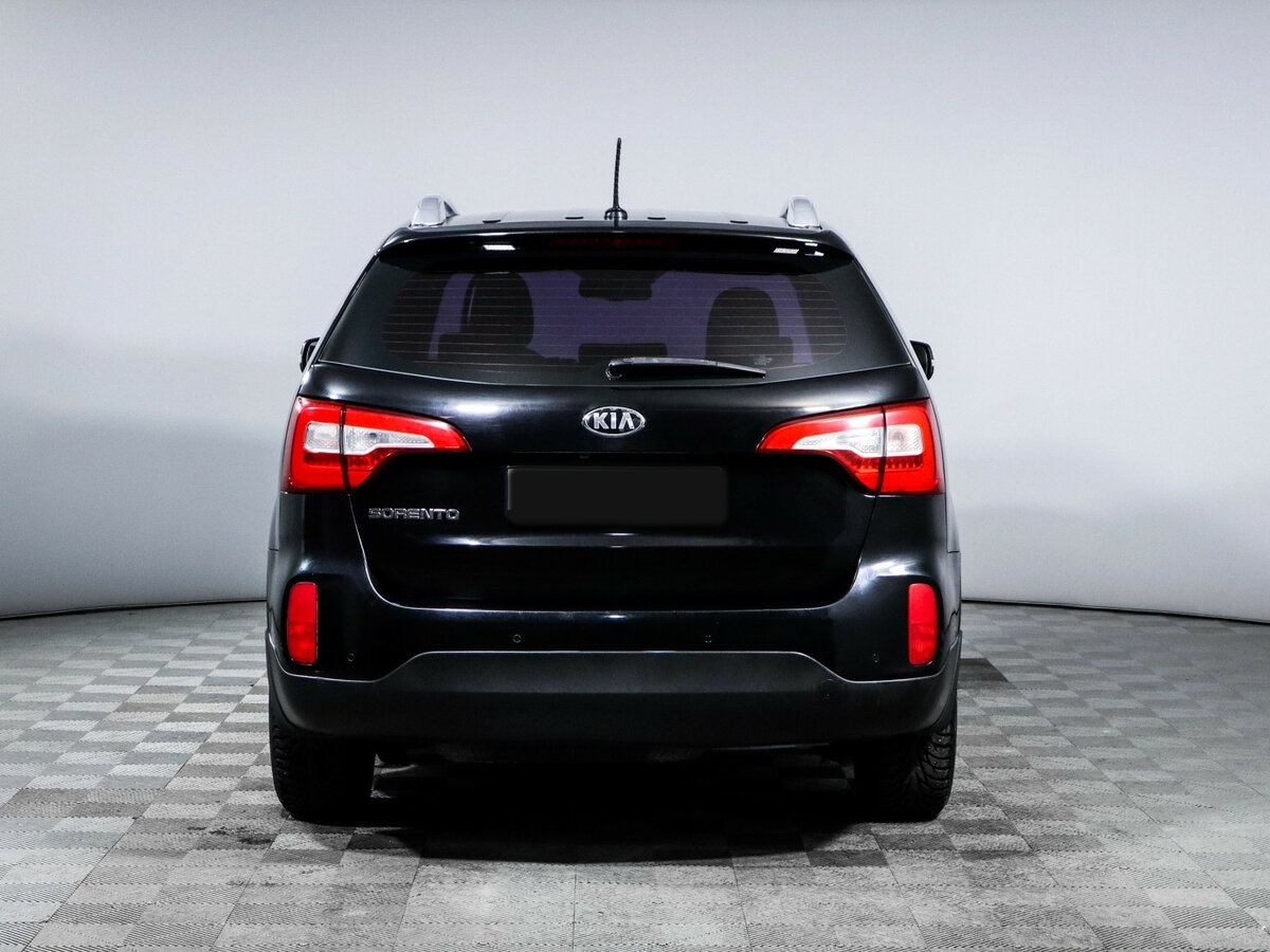 Kia Sorento с пробегом — 2013 год. Фото: #5