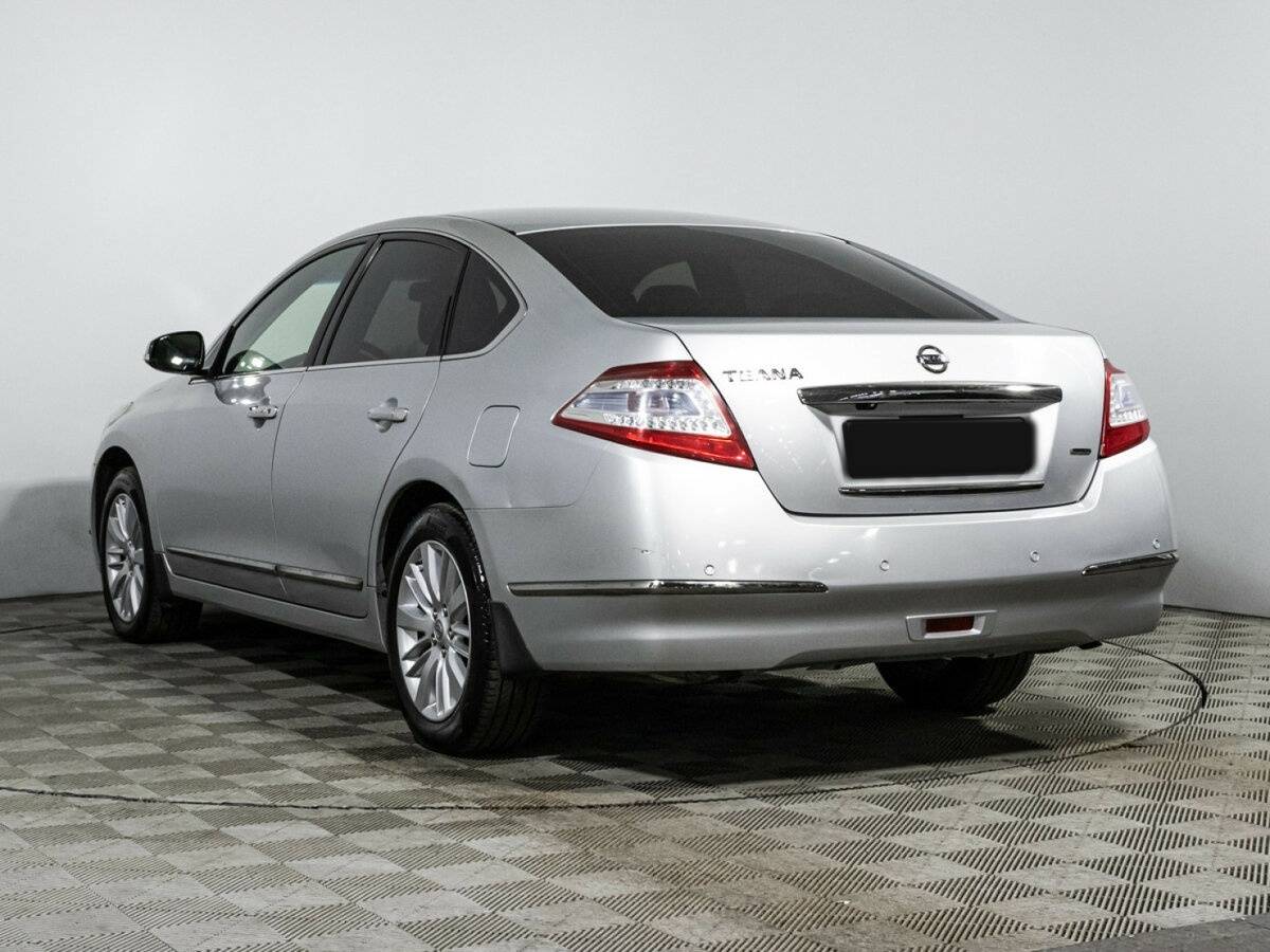 Nissan Teana с пробегом — 2012 год. Фото: #5