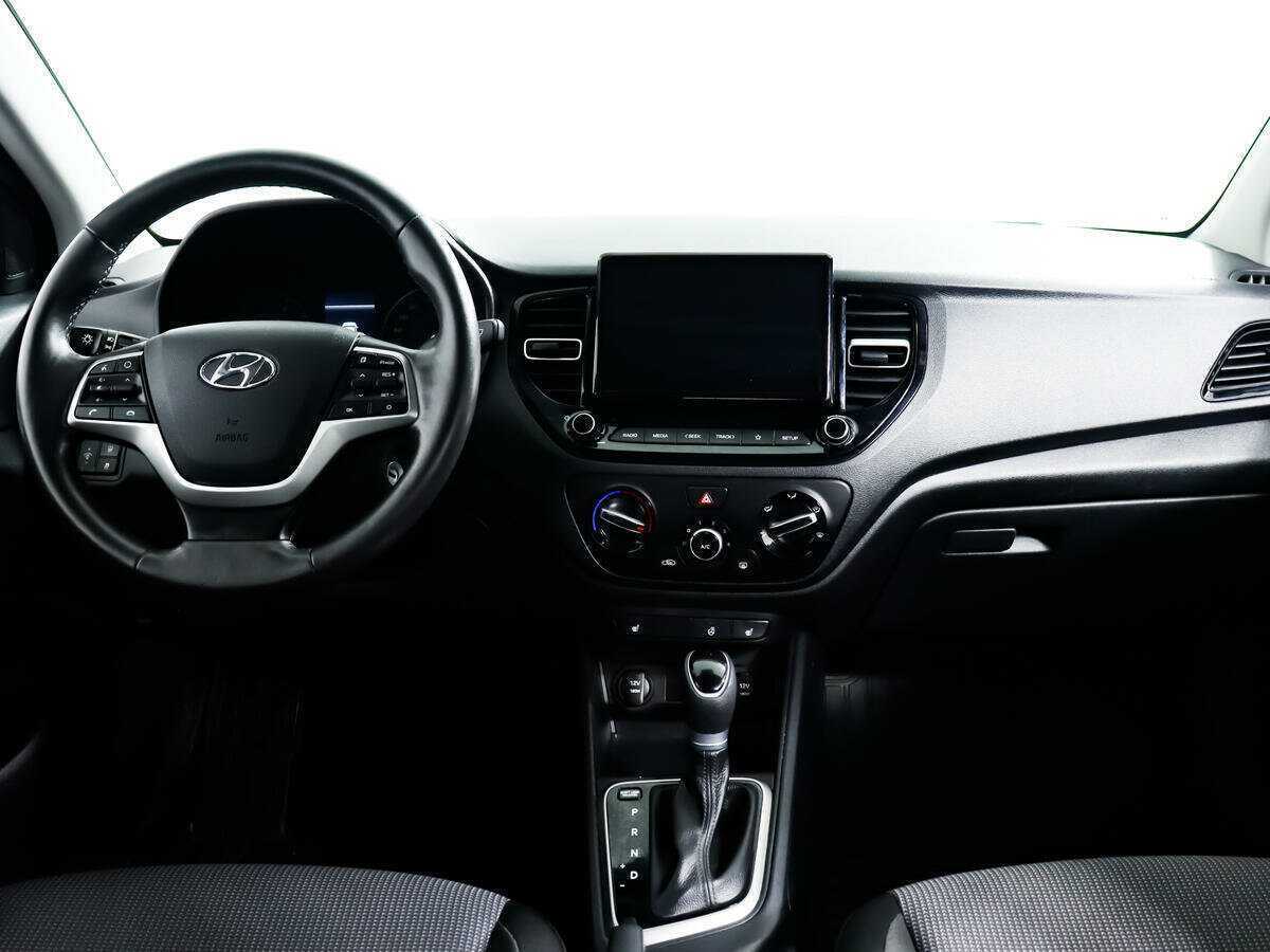 Hyundai Solaris с пробегом — 2020 год. Фото: #10