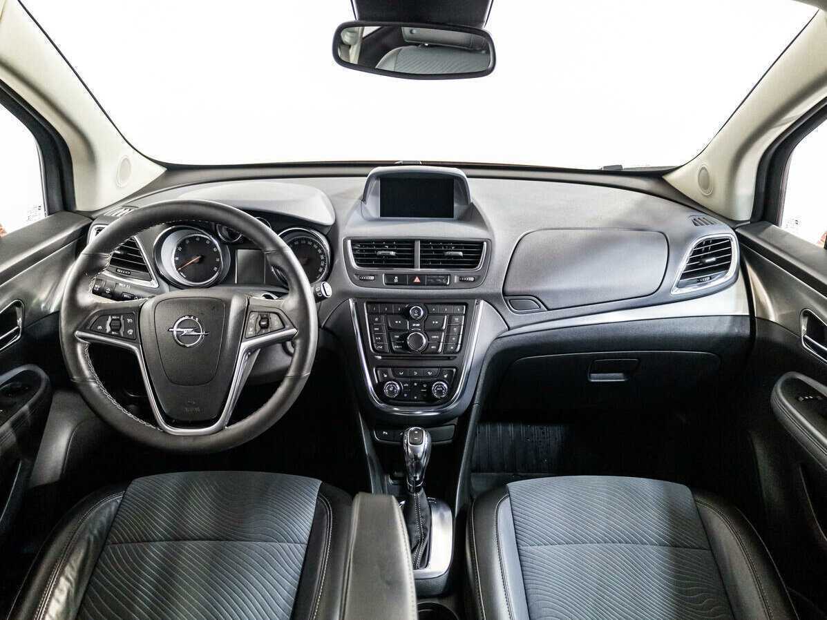 Opel Mokka с пробегом — 2013 год. Фото: #12