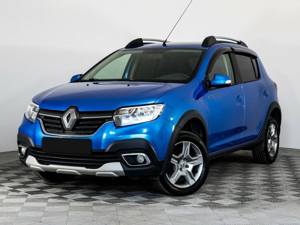 Renault Sandero с пробегом — 2022 год. Посмотреть фото