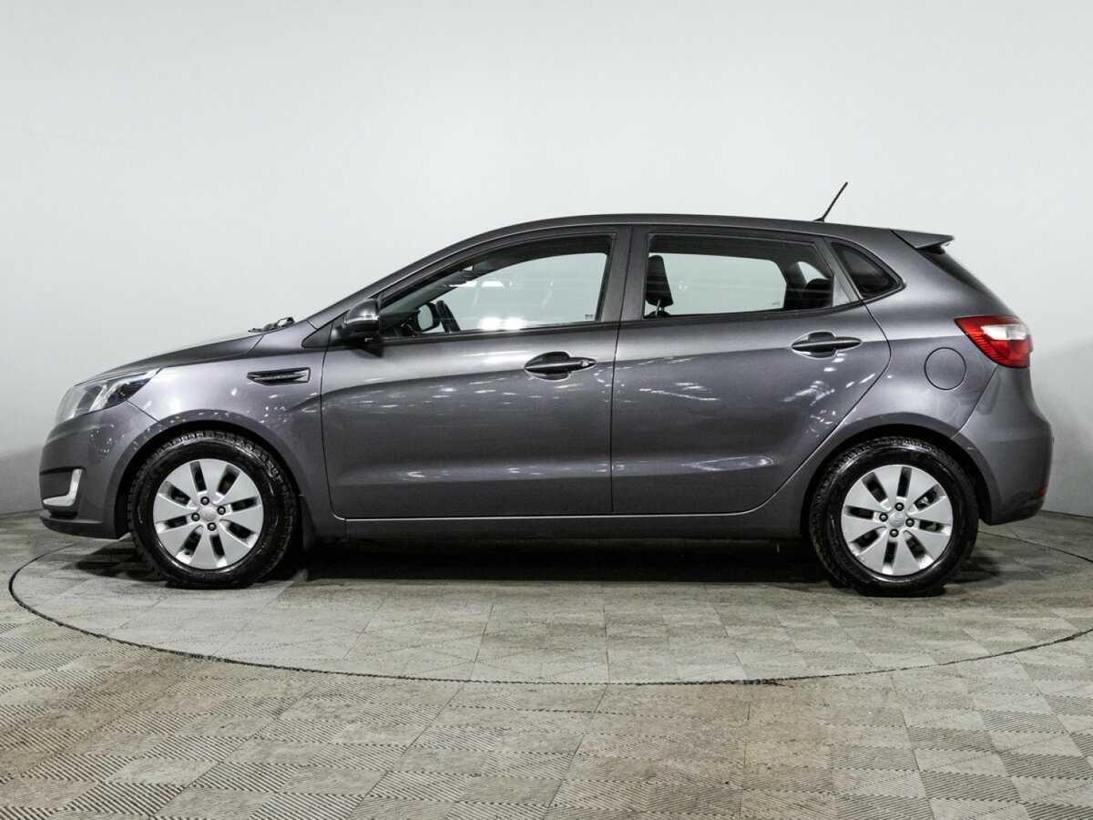 Kia Rio с пробегом — 2013 год. Фото: #7