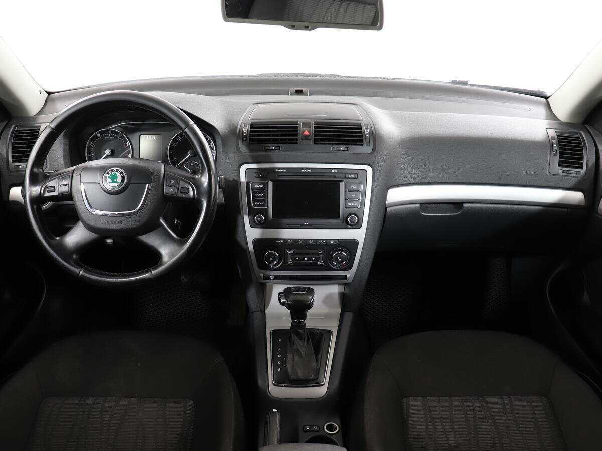 Skoda Octavia с пробегом — 2013 год. Фото: #11