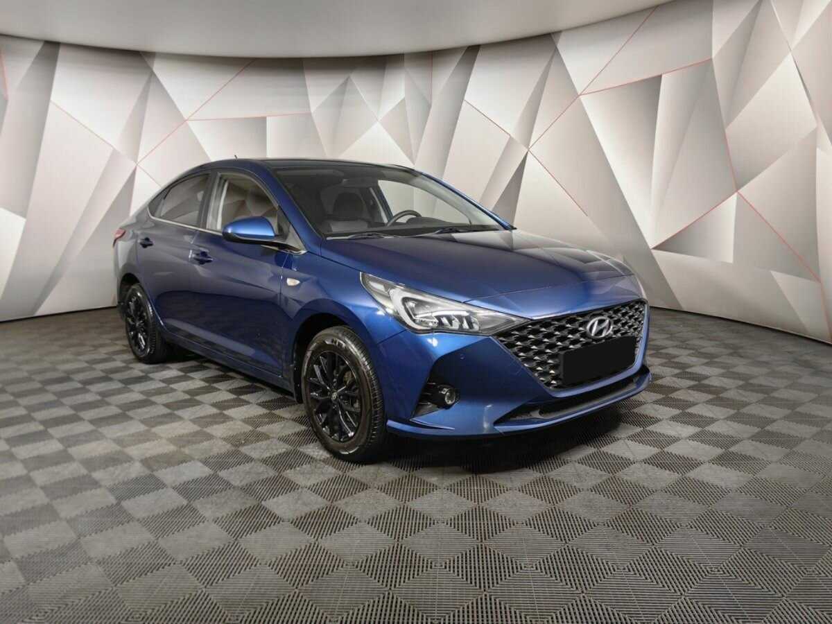 Hyundai Solaris с пробегом — 2022 год. Фото: #2