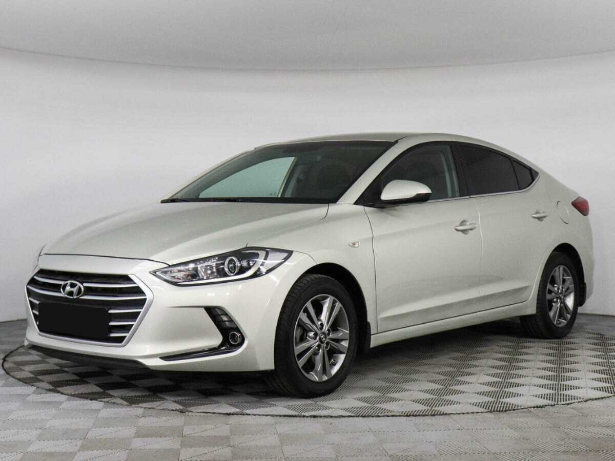 Hyundai Elantra с пробегом — 2017 год. Посмотреть фото