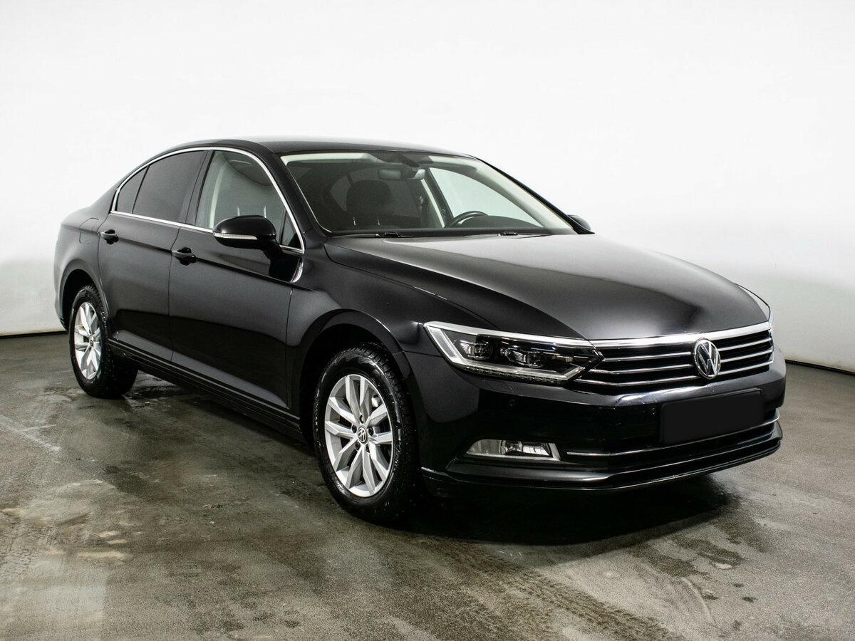 Volkswagen Passat с пробегом — 2017 год. Фото: #2