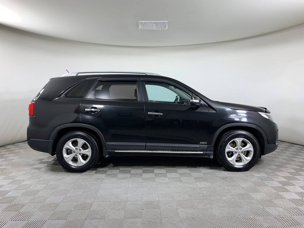 Kia Sorento с пробегом — 2014 год. Фото: #3