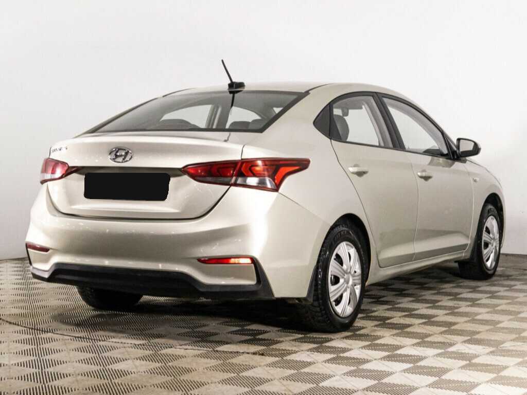 Hyundai Solaris с пробегом — 2018 год. Фото: #4