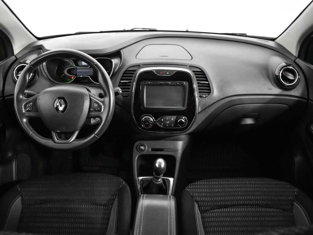 Renault Kaptur с пробегом — 2016 год. Фото: #11