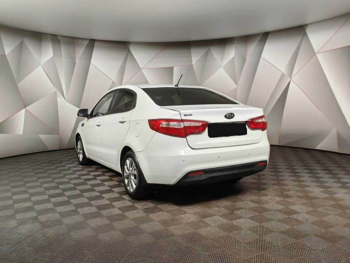 Kia Rio с пробегом — 2013 год. Фото: #3