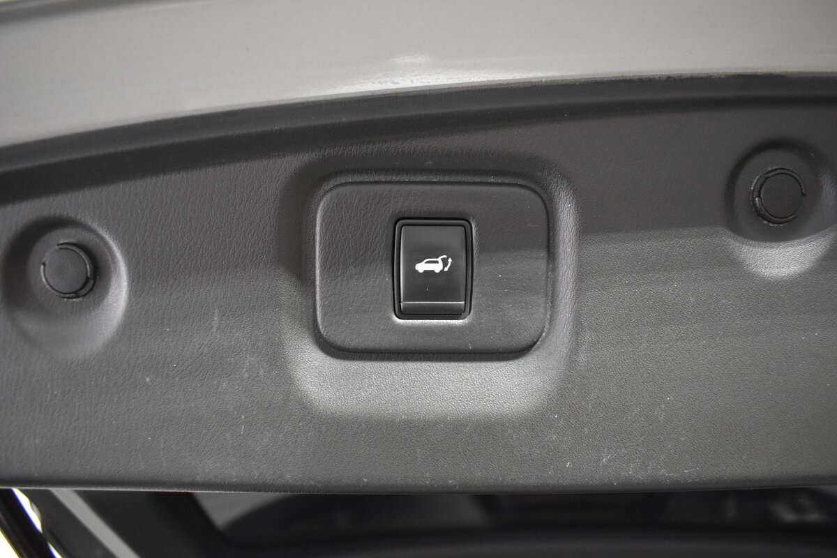 Nissan Pathfinder с пробегом — 2015 год. Фото: #7