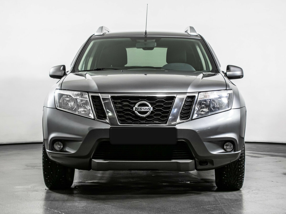 Nissan Terrano с пробегом — 2018 год. Фото: #1