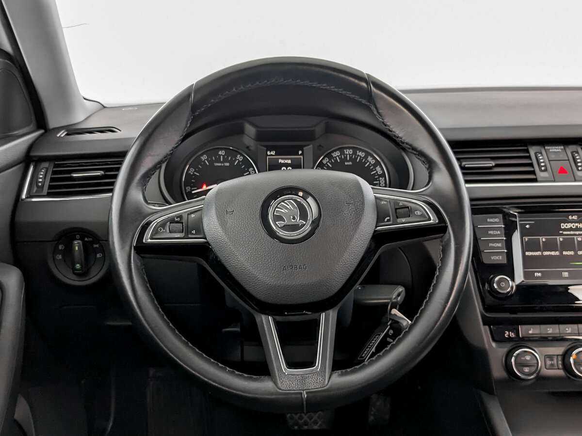 Skoda Octavia с пробегом — 2016 год. Фото: #15
