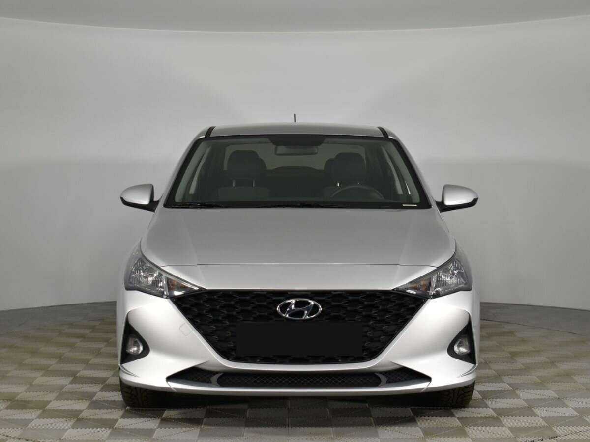 Hyundai Solaris с пробегом — 2020 год. Фото: #1