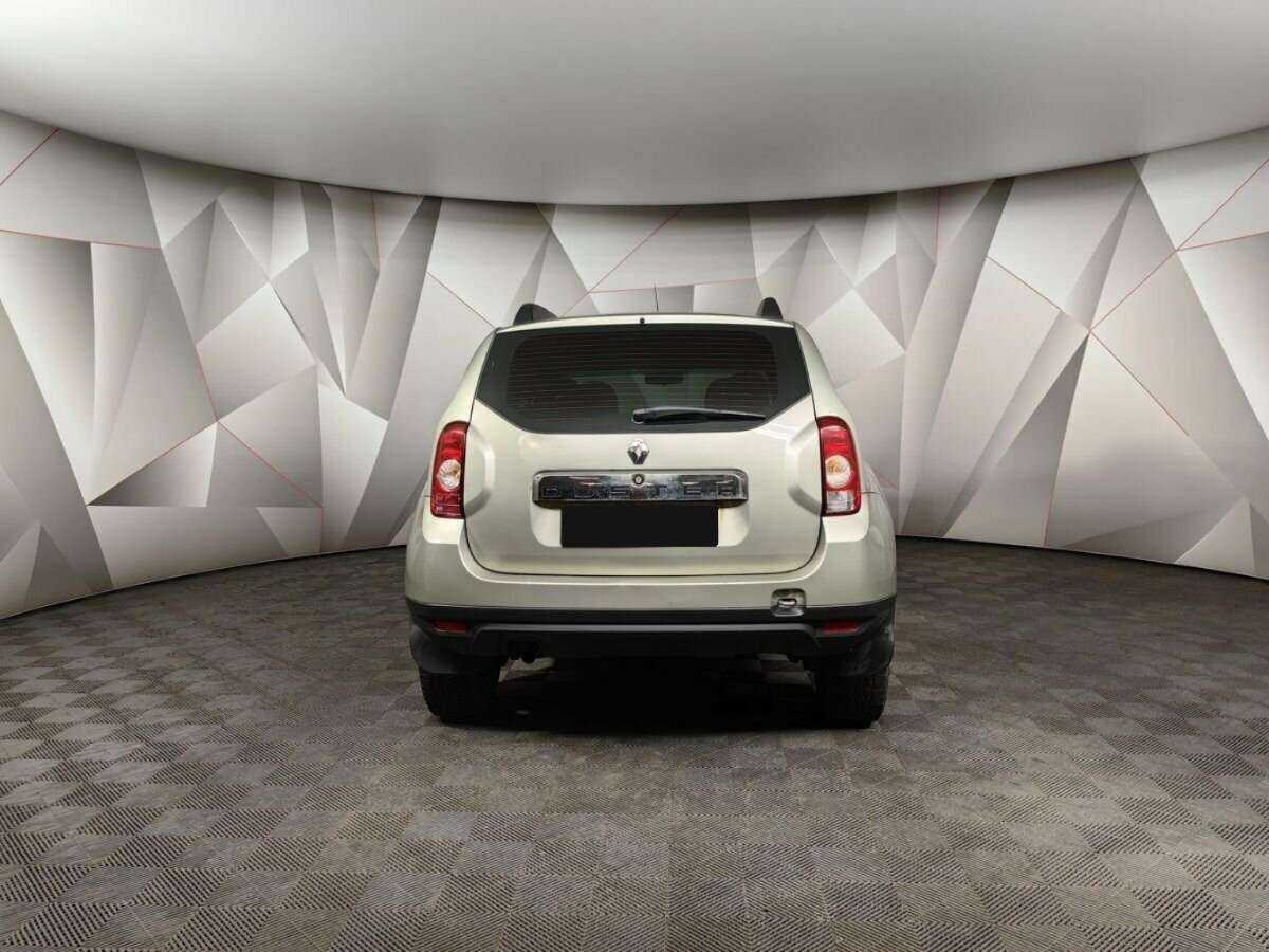 Renault Duster с пробегом — 2014 год. Фото: #7