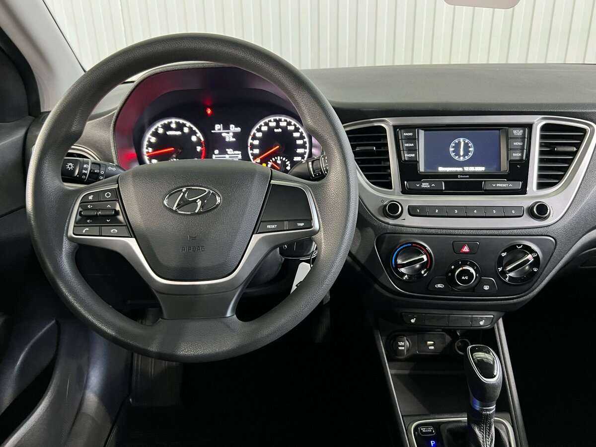 Hyundai Solaris с пробегом — 2020 год. Фото: #10
