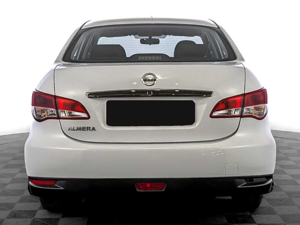 Nissan Almera с пробегом — 2015 год. Фото: #5