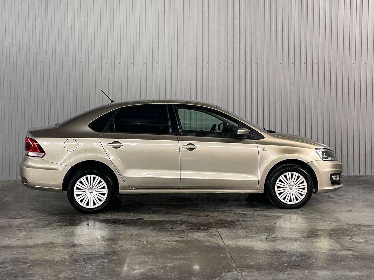 Volkswagen Polo с пробегом — 2016 год. Фото: #3
